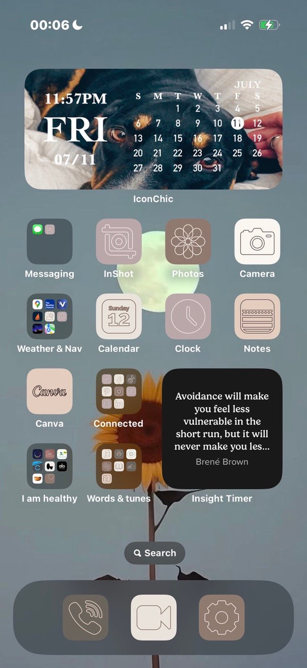 how to break phone addiction -- use bookmarks on your home screen and turn off badge notifications